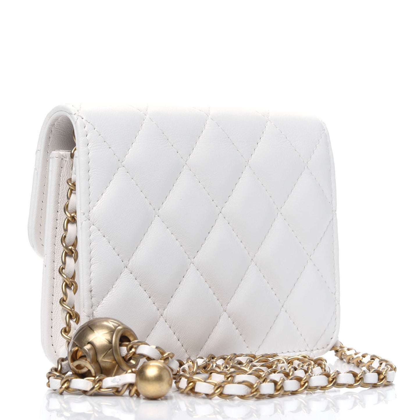Lambskin Quilted Pearl Crush Clutch With Chain White