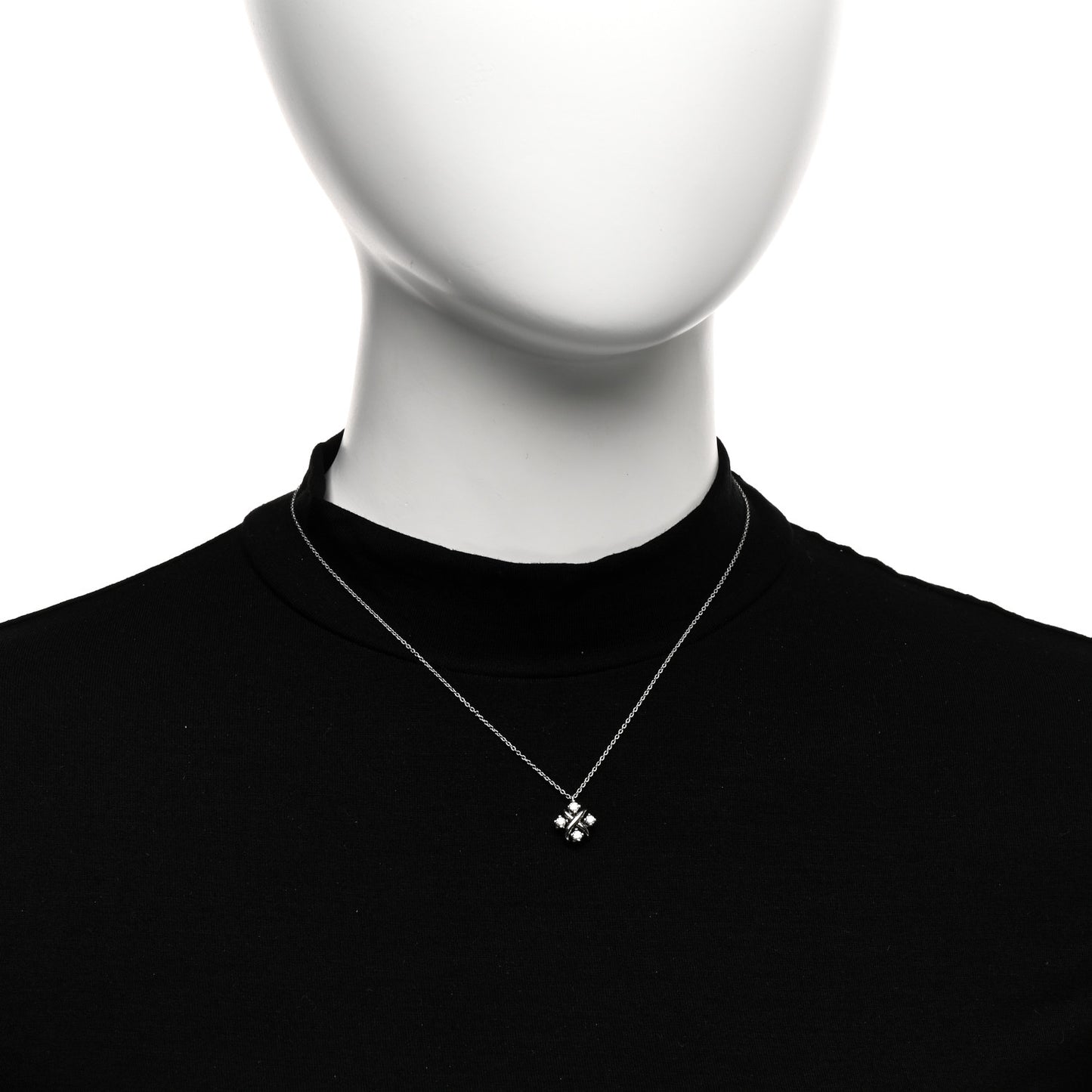 Platinum Diamond Schlumberger Lynn Pendant Necklace