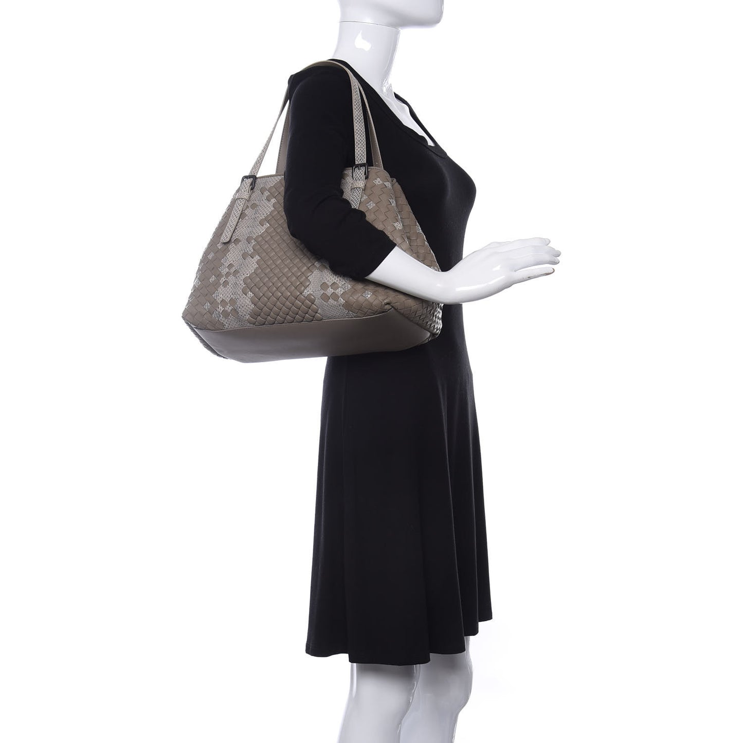 Nappa Ayers Intrecciato Medium Seamless Tote Limestone
