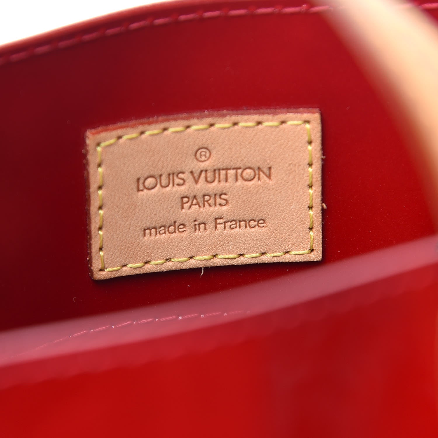 Louis Vuitton Vernis Reade PM Pomme D'Amour 6 of 13