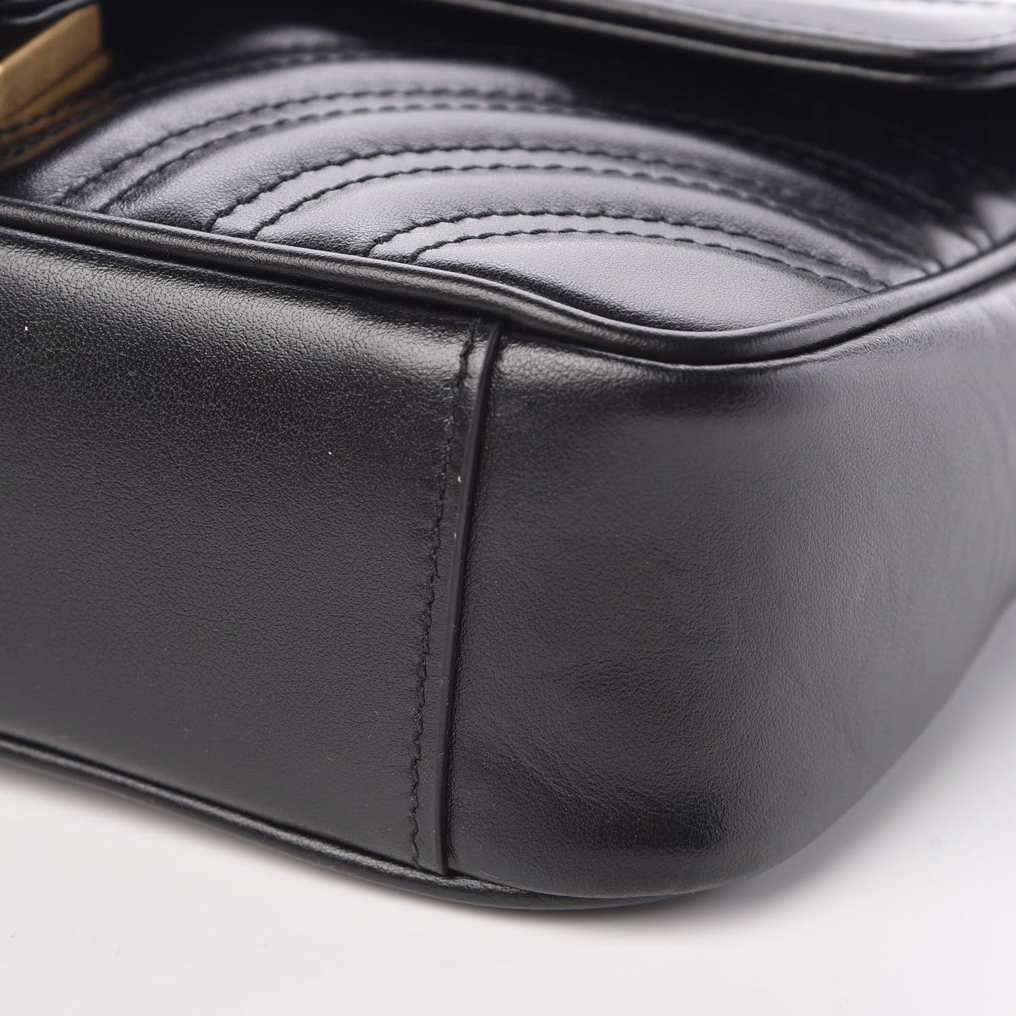 Calfskin Matelasse Mini GG Marmont Shoulder Bag Black