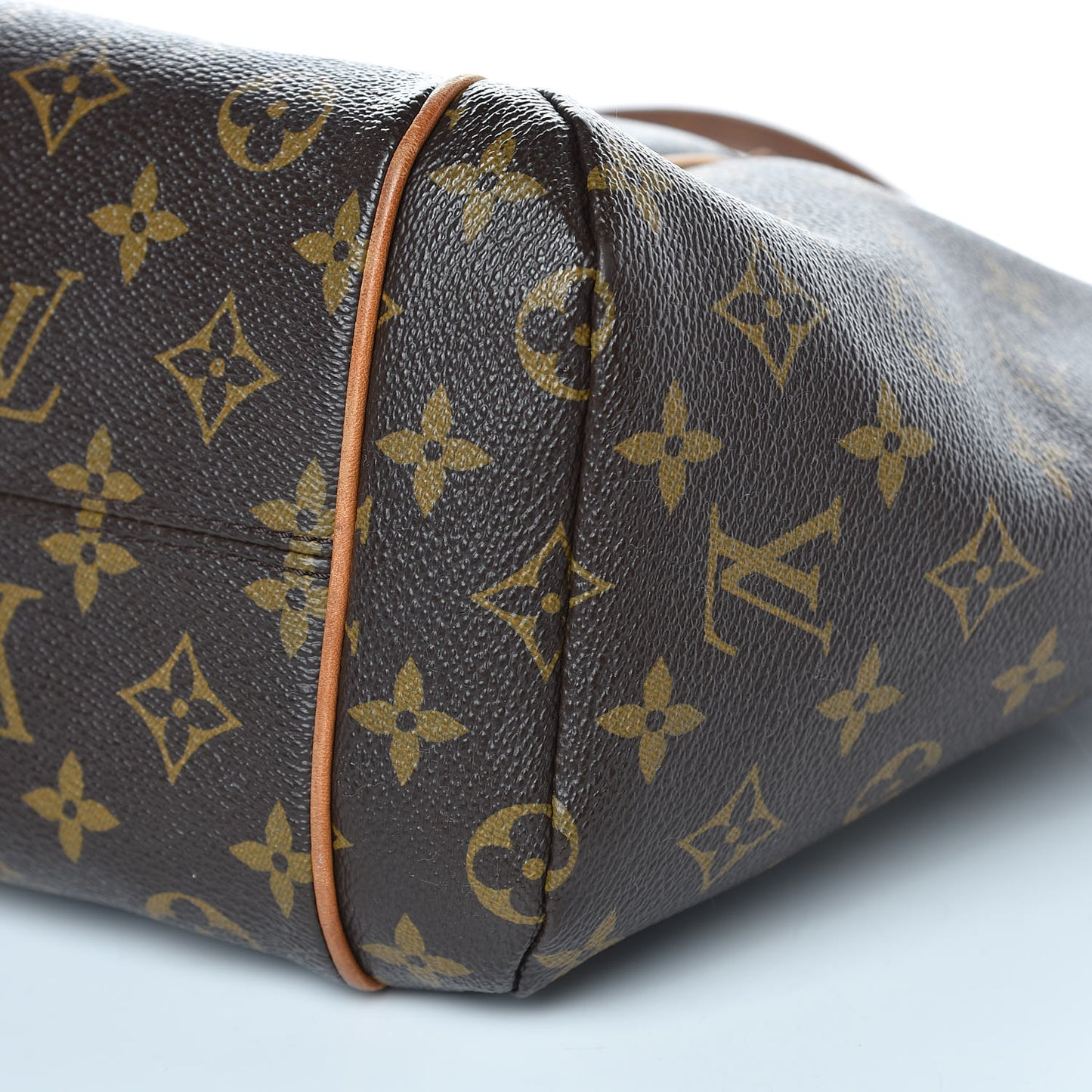 Monogram Totally PM