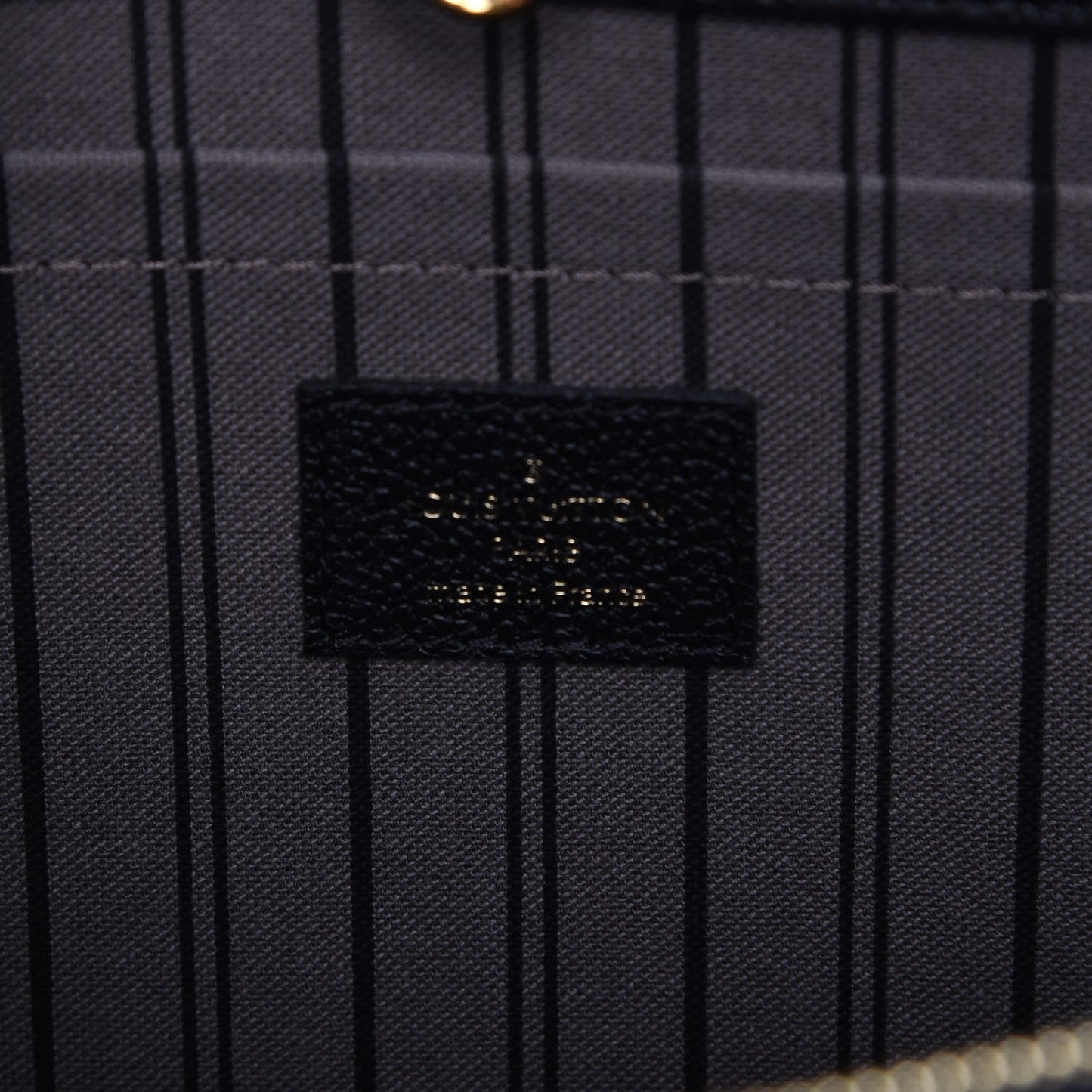Empreinte Montaigne MM Black