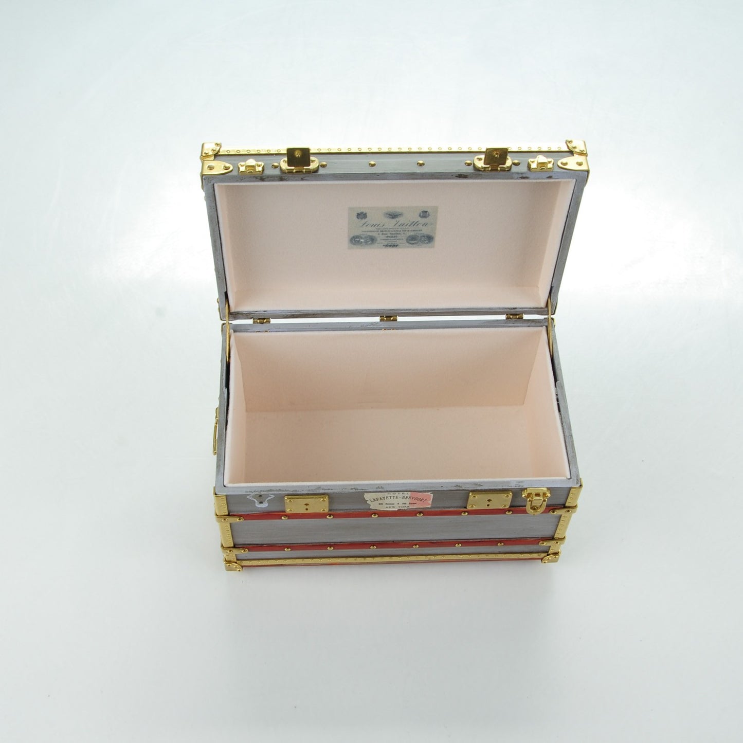 Mini Malle Zinc Trunk Paperweight Jewelry Box