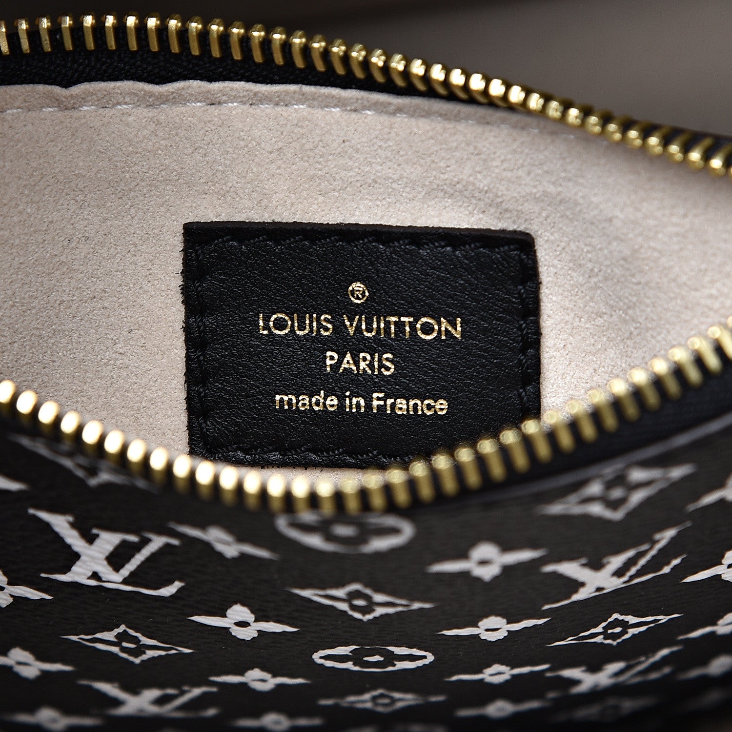 Louis Vuitton Monogram Giant Jungle NéoNoé Ivory 5 of 7