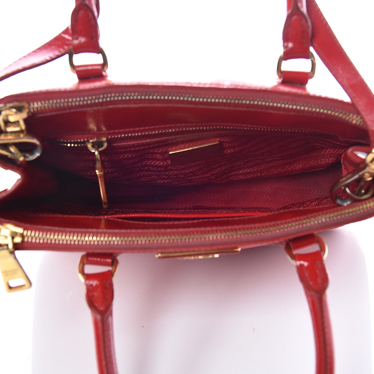 Saffiano Vernice Small Galleria Double Zip Rosso