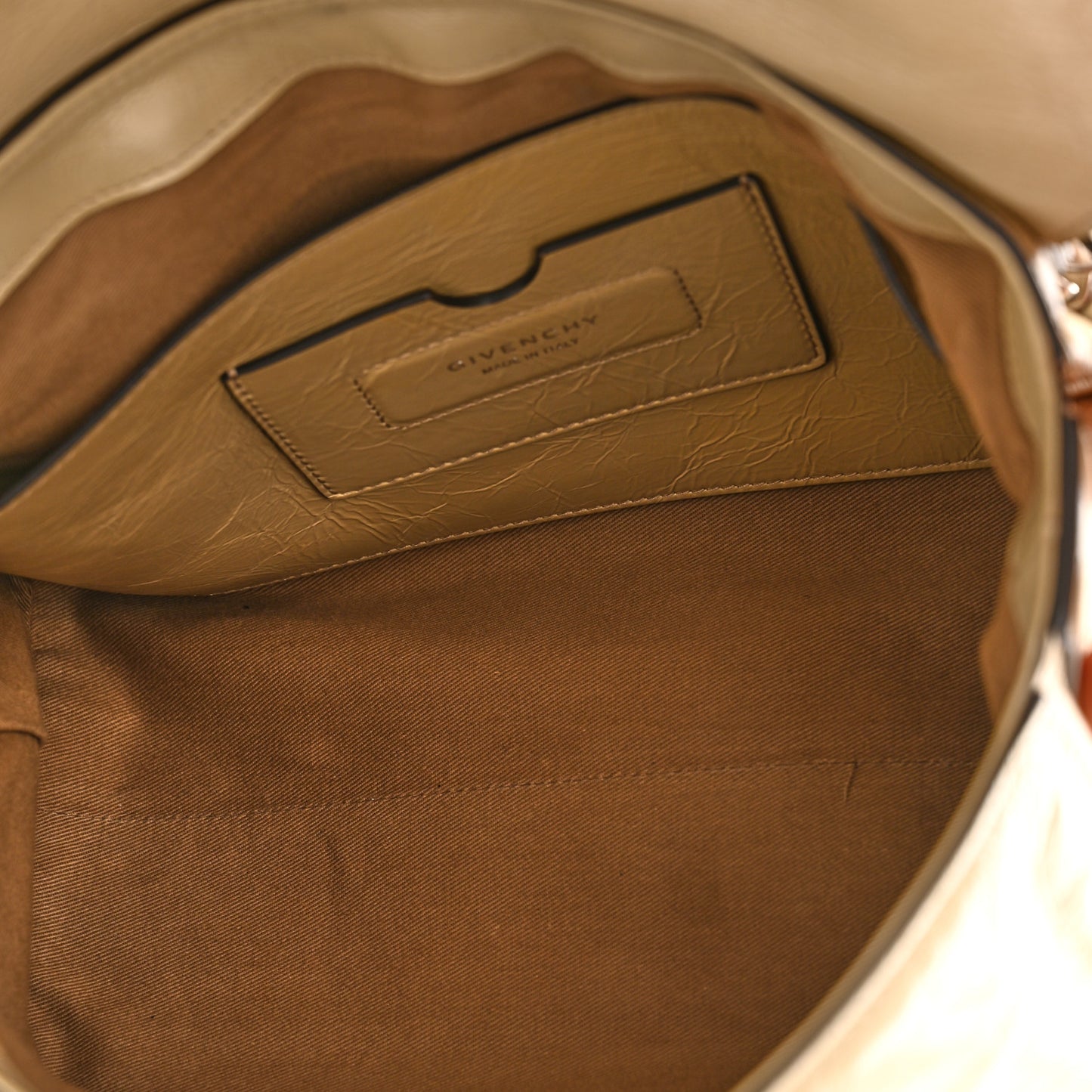 Creased Patent Calfskin Medium ID Flap Dune