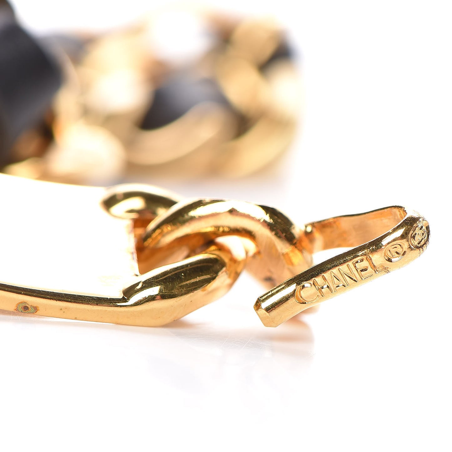 Lambskin Chain CC Medallion Belt Black Gold