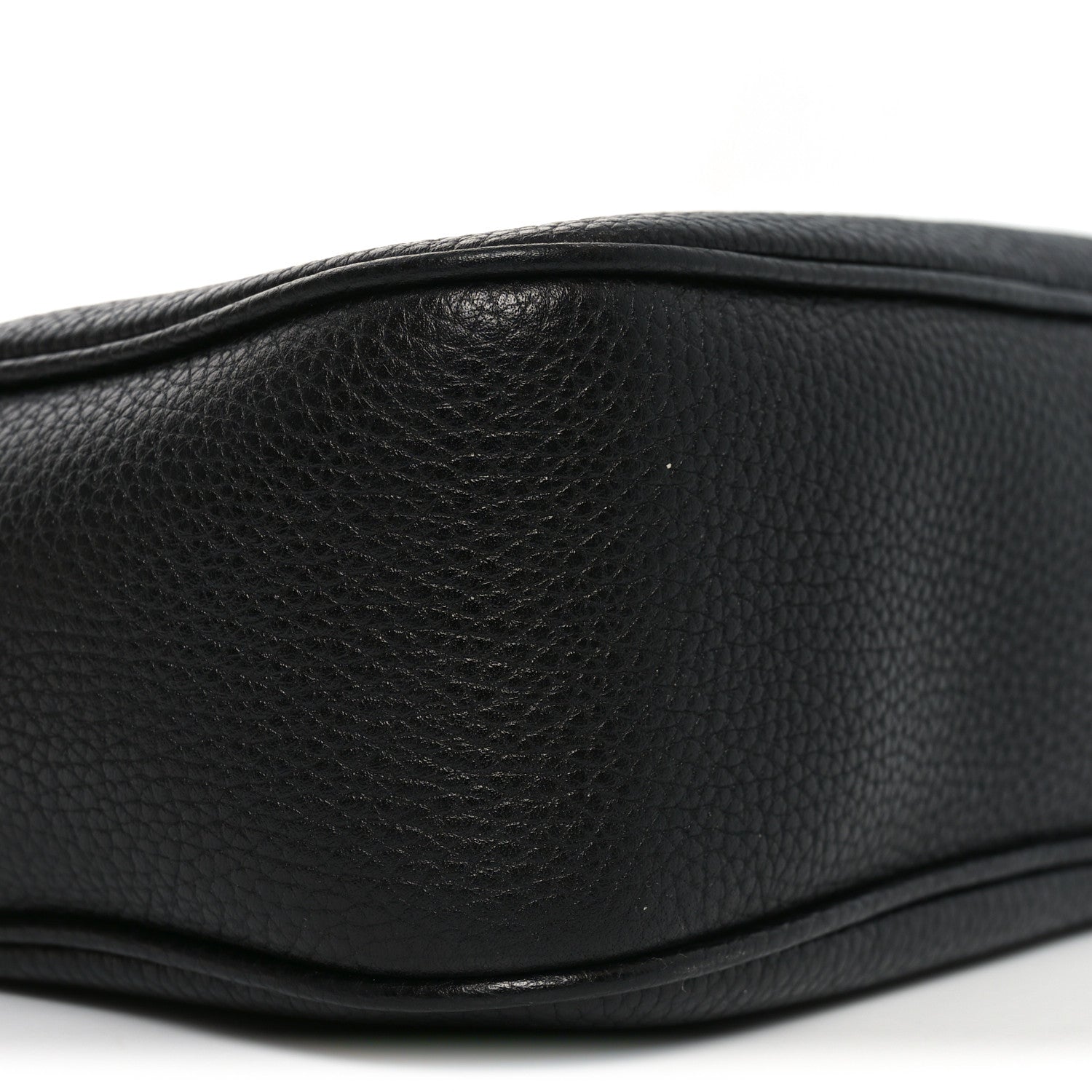 Gucci Pebbled Calfskin Small Soho Disco Bag Black 9 of 10
