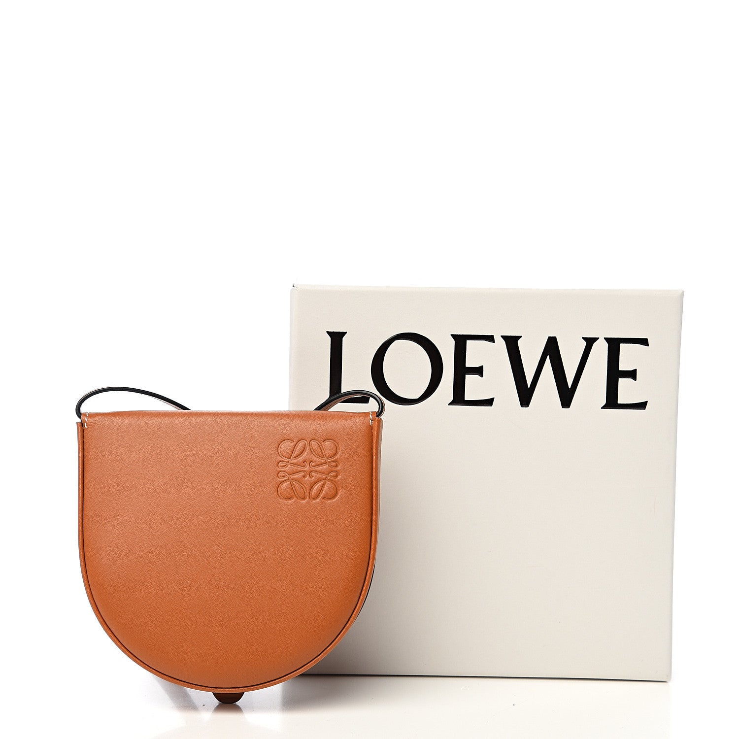 Loewe Soft Calfskin Large Heel Pouch Tan 9 of 9
