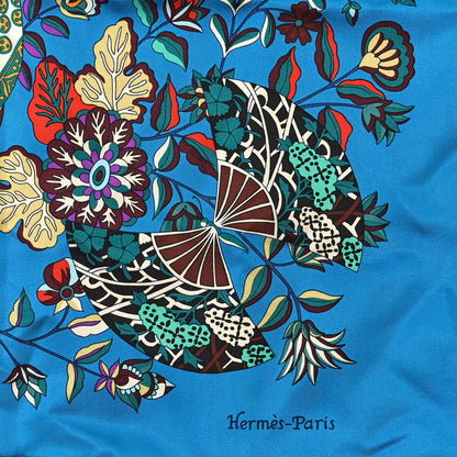 Hermes Silk Fleurs et Papillons de Tissus Shawl 90 Canard Vert Rouge 2 of 3