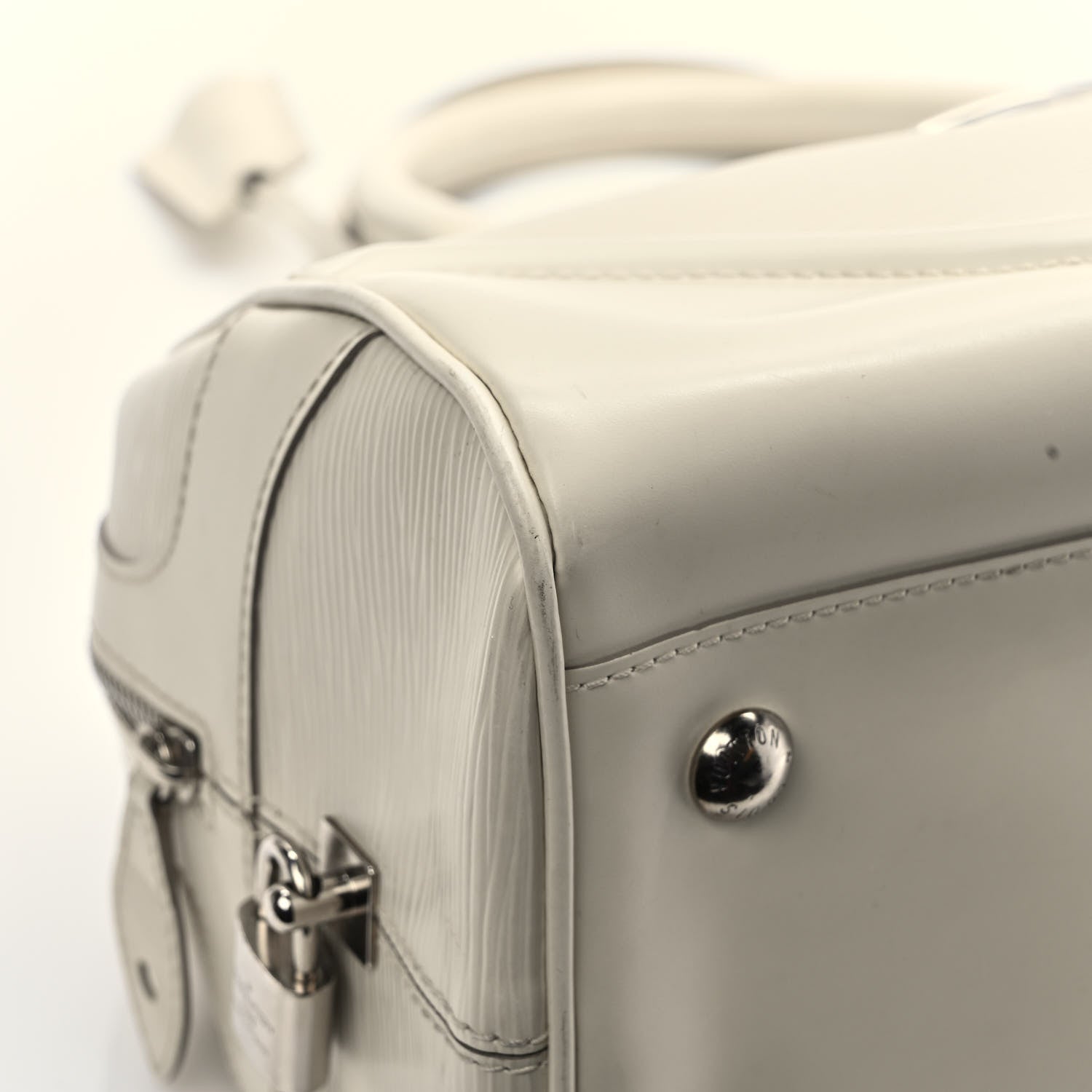 Louis Vuitton Epi Bowling Montaigne GM Ivory 9 of 11