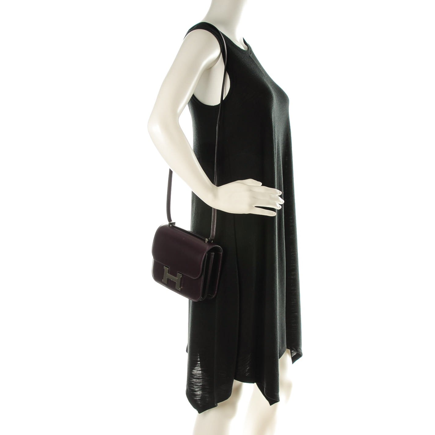Hermes Box Constance 18 Raisin 2 of 8