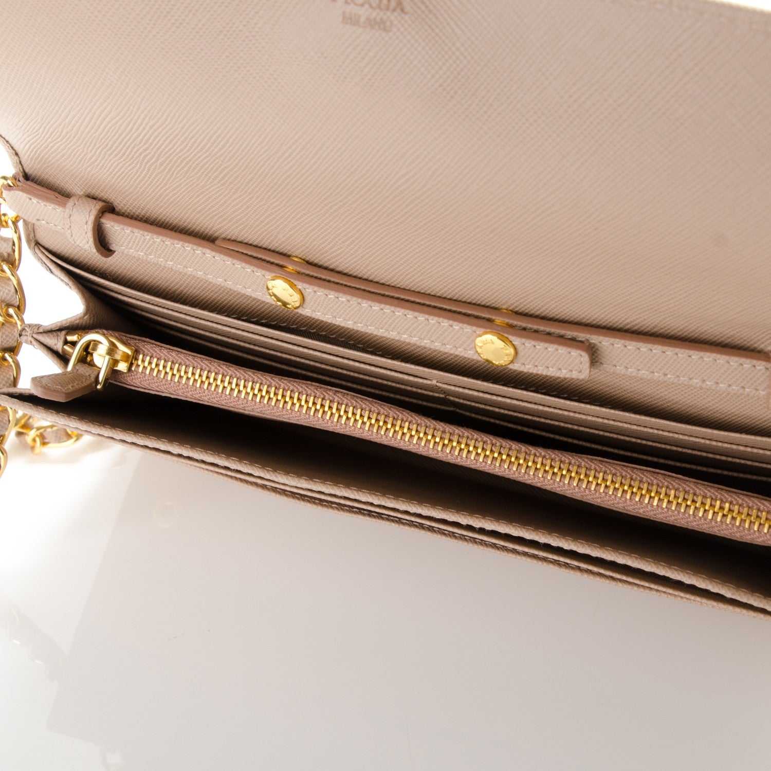 Prada Saffiano Metal Oro Chain Wallet Cammeo 5 of 8