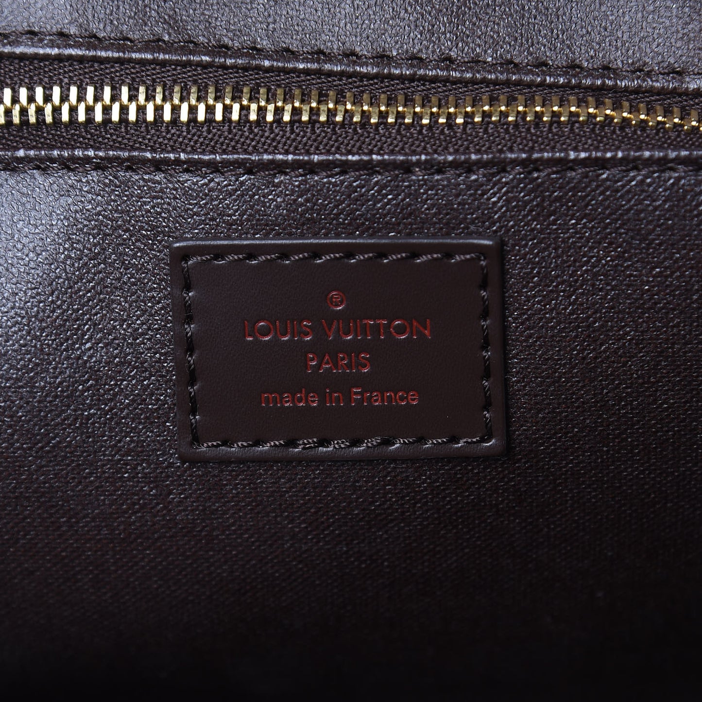 Damier Ebene Toiletry Bag 25