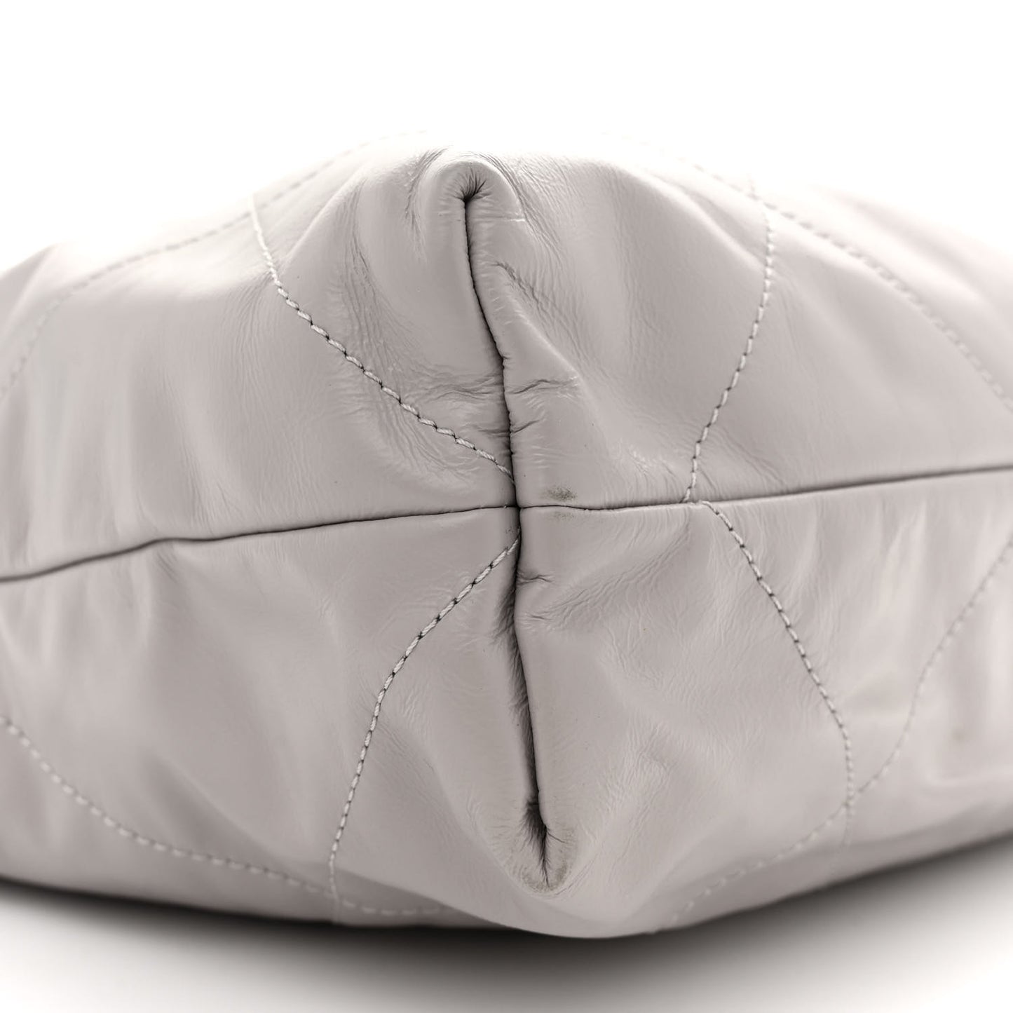 Shiny Calfskin Quilted Chanel 22 Light Grey