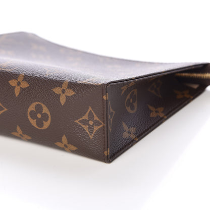Louis Vuitton Monogram Toiletry Pouch 19 8 of 8