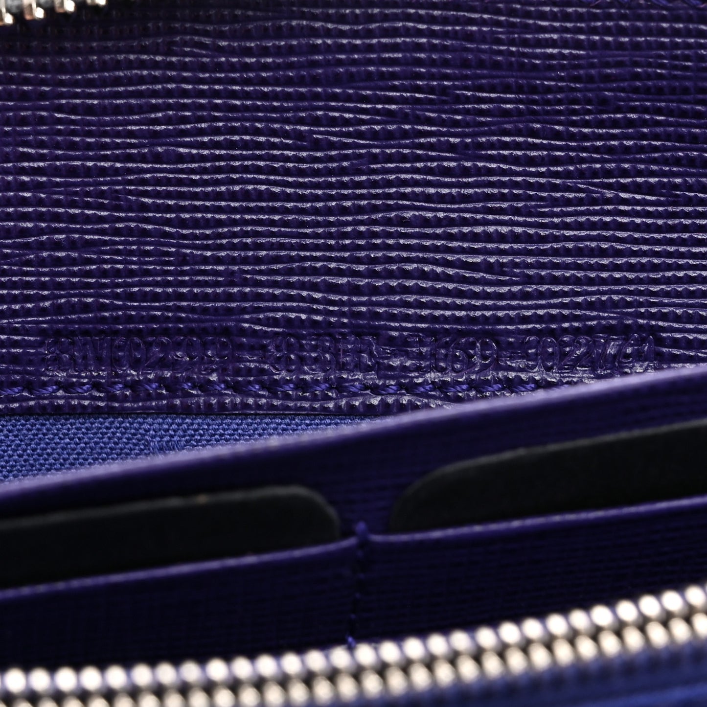 Vitello Elite Studded Hypnoteyes Zip Around Wallet Polvere Multicolor