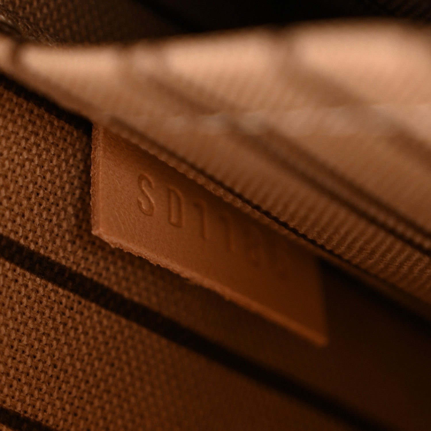 Louis Vuitton Monogram Neverfull MM GM Pochette 7 of 8