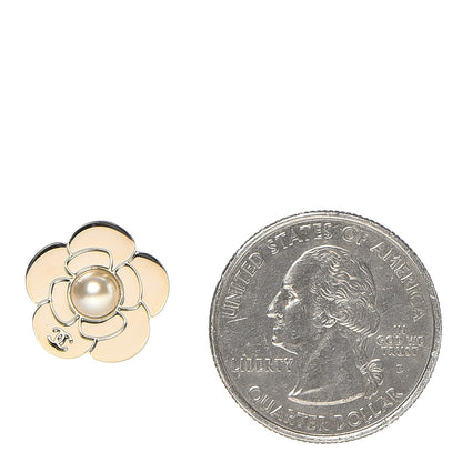 Chanel Pearl CC Camellia Earrings Gold 2 of 5