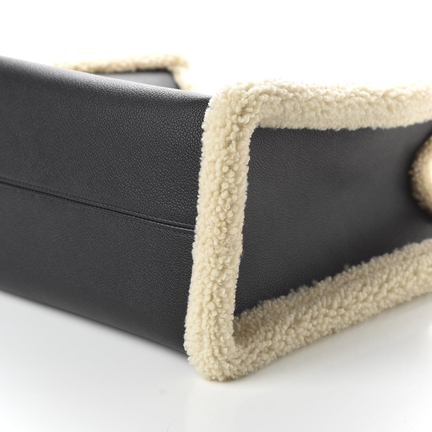 Calfskin Monogram Teddy Onthego GM Black