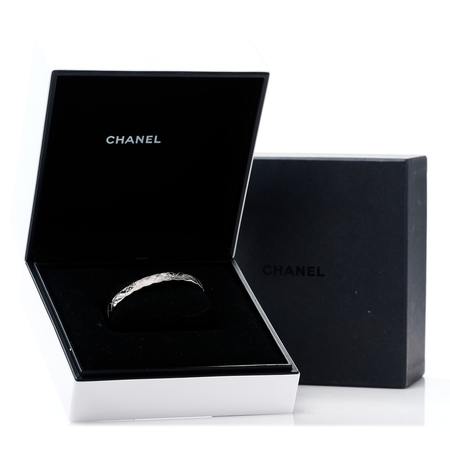 Chanel 18K White Gold Diamond Coco Crush Bracelet S 4 of 4