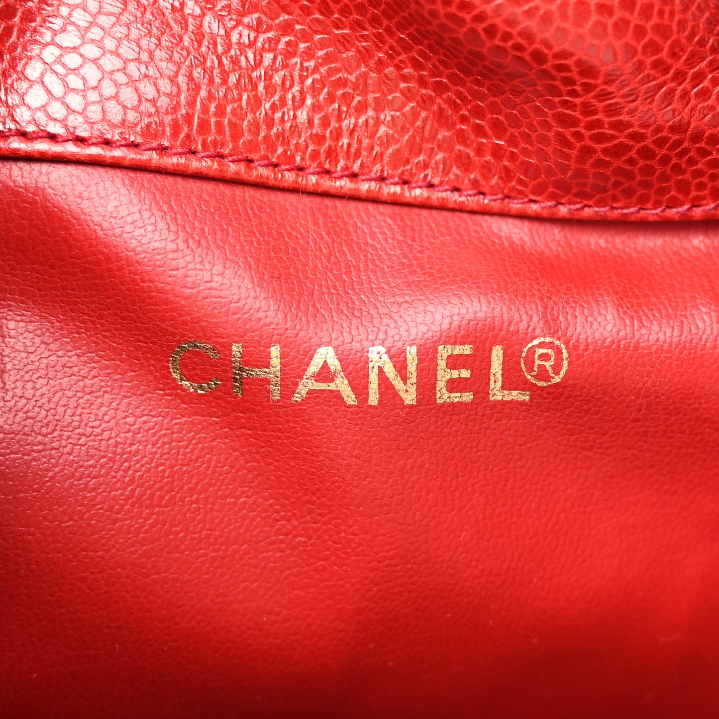 Caviar CC Drawstring Shoulder Bag Red