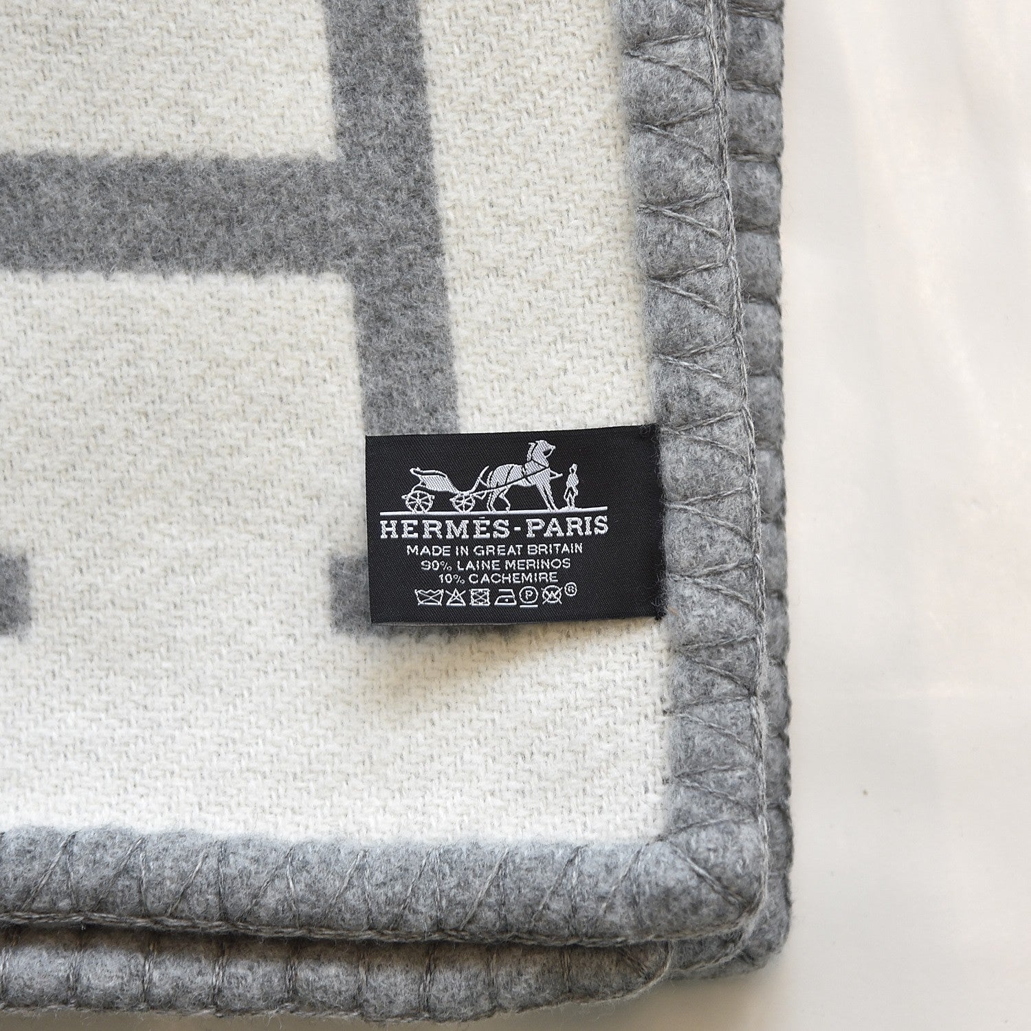 Hermes Wool Cashmere Avalon III Blanket Ecru Gris Clair 5 of 8