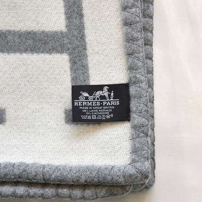 Hermes Wool Cashmere Avalon III Blanket Ecru Gris Clair 5 of 8