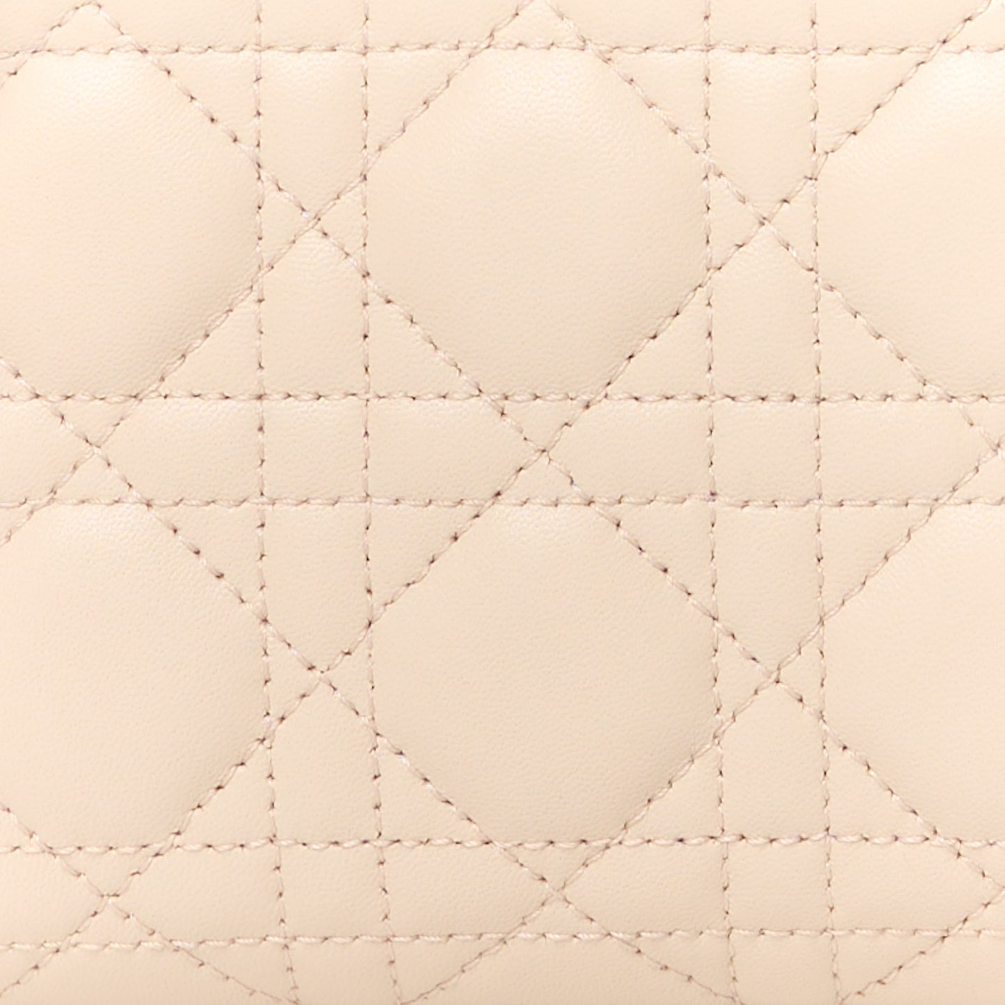 Lambskin Cannage Medium Lady D-Joy Beige Aesthetic