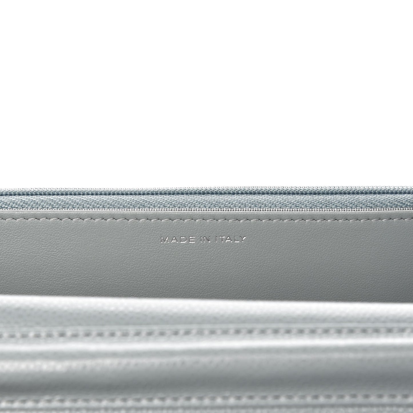 Caviar Quilted Wallet On Chain WOC Light Blue