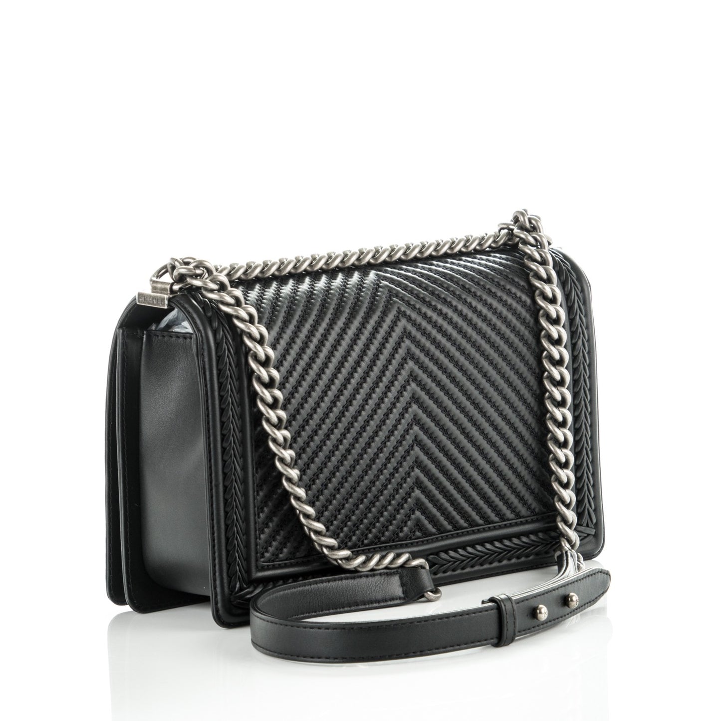 Calfskin Chevron Quilted New Medium Braided Boy Flap Black