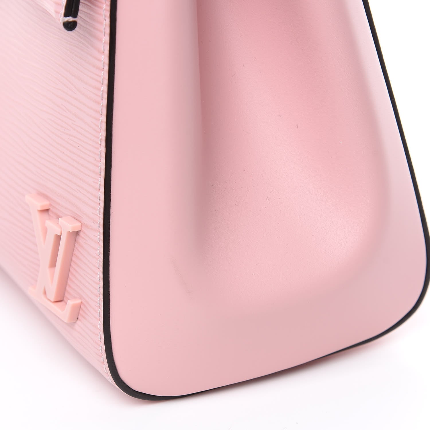 Louis Vuitton Epi Cluny BB Rose Ballerine 11 of 12