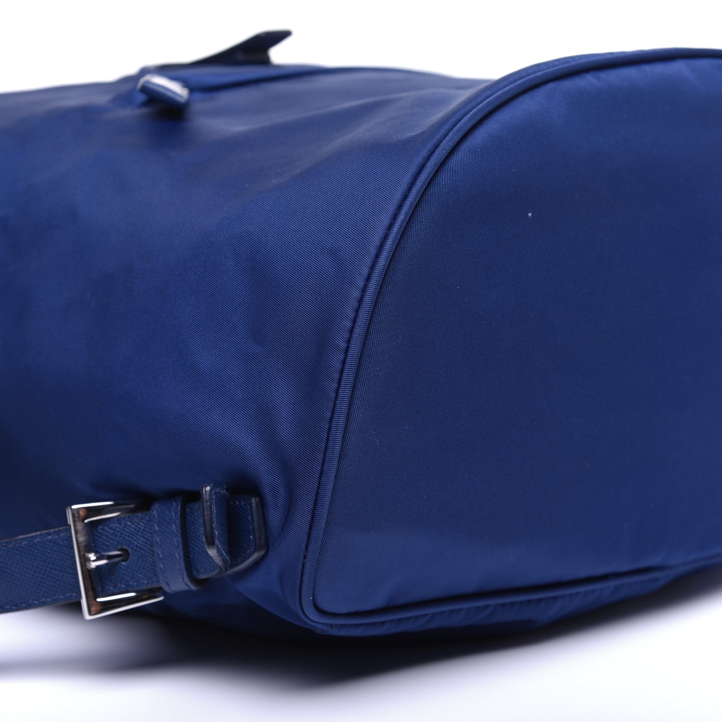 Tessuto Nylon Saffiano Vela Medium Backpack Baltico