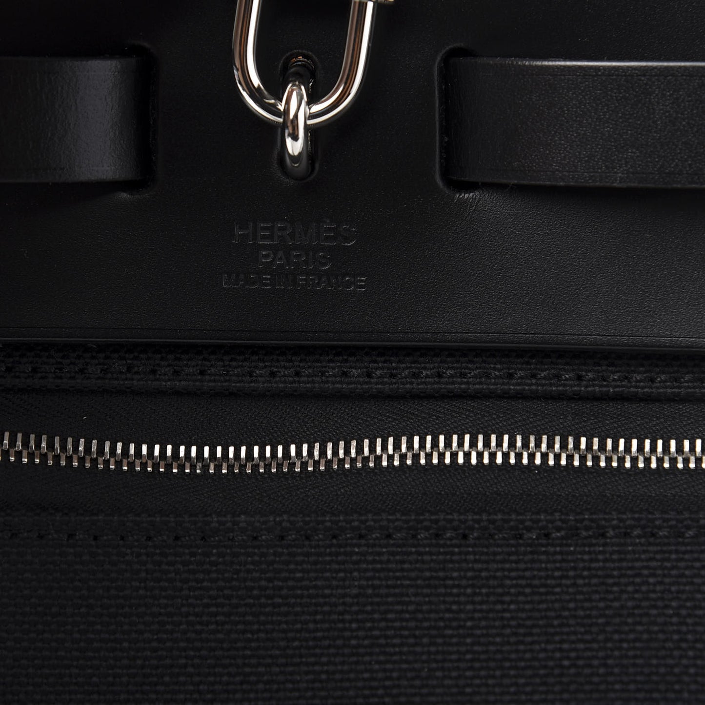 Military Toile Vache Hunter Herbag Zip PM 31 Black