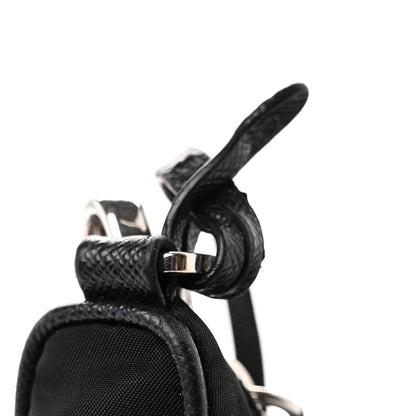 Prada Nylon Re-Edition 2005 Shoulder Bag Black 11 of 13