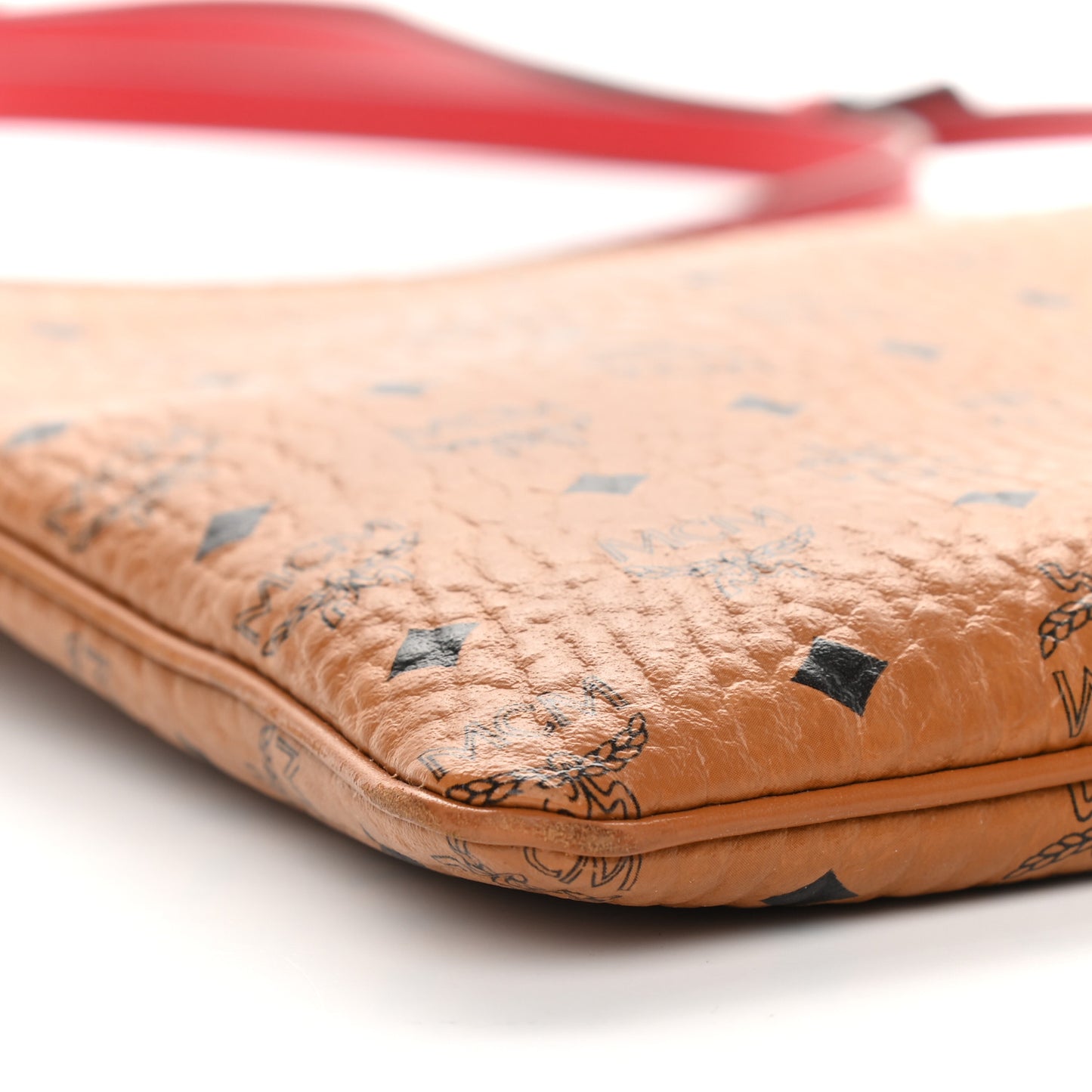 Visetos Medium Crossbody Pouch Cognac Red