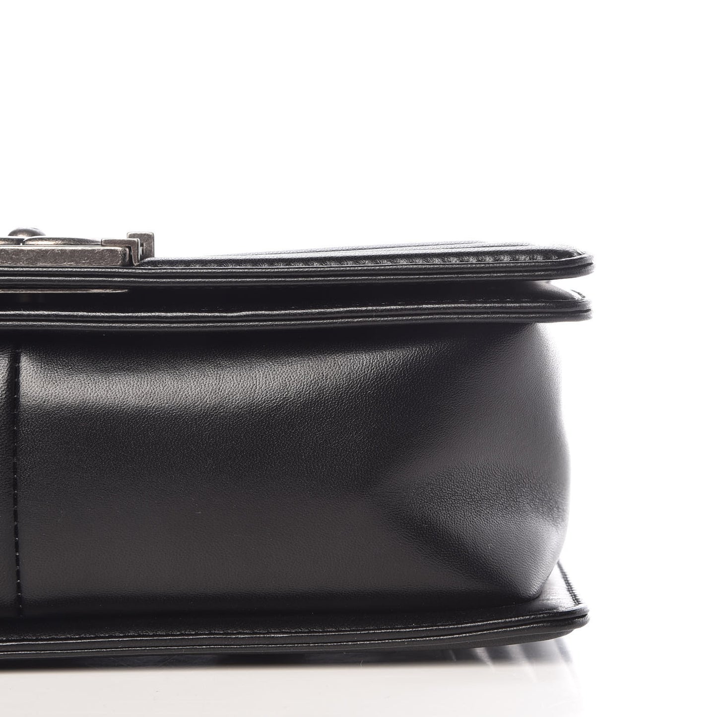 Lambskin Quilted Medium Boy Flap Black