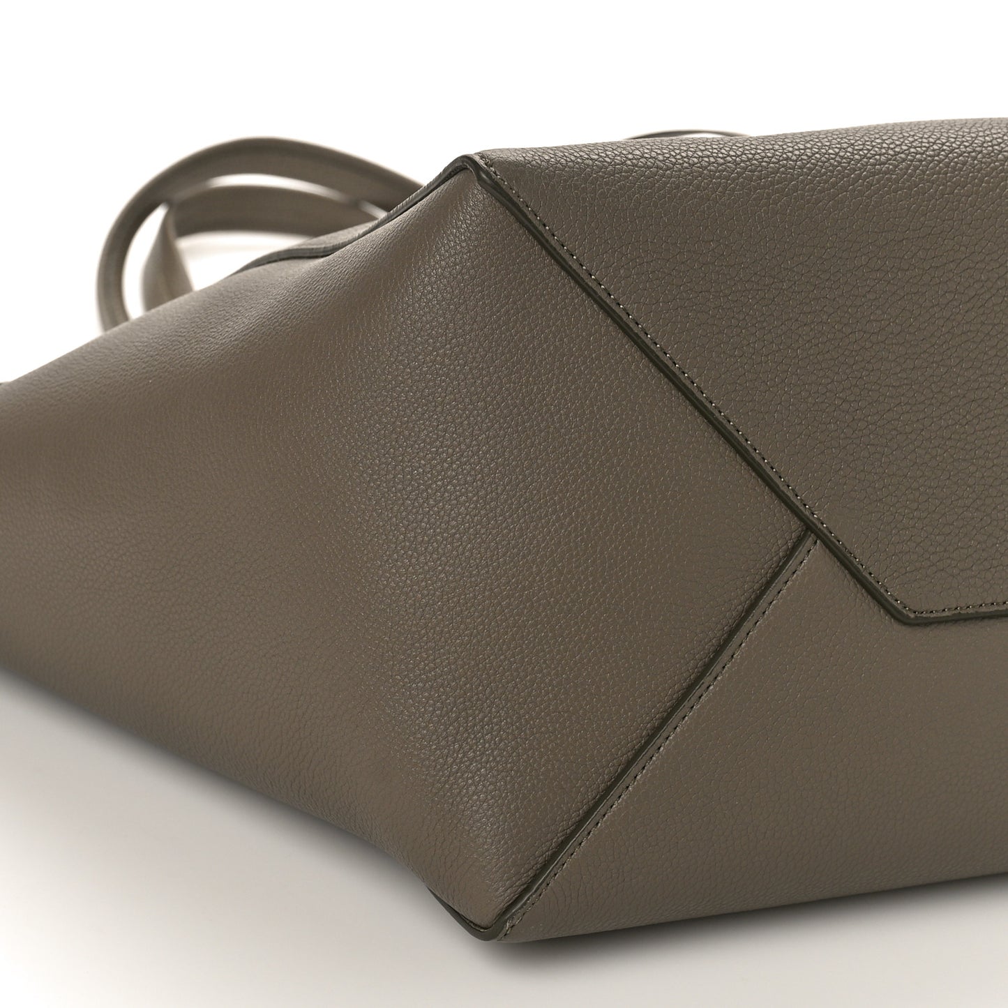 Soft Grained Calfskin Small Belt Cabas Phantom Taupe