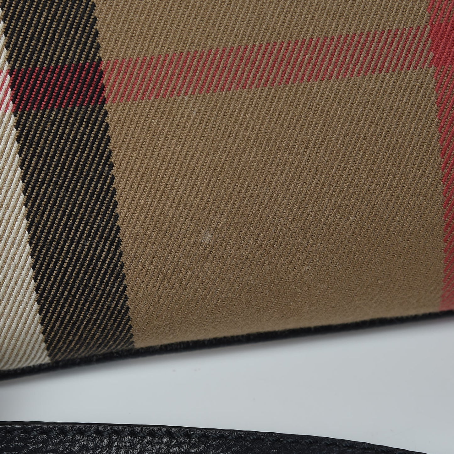 House Check Derby Peyton Crossbody Clutch Bag Black