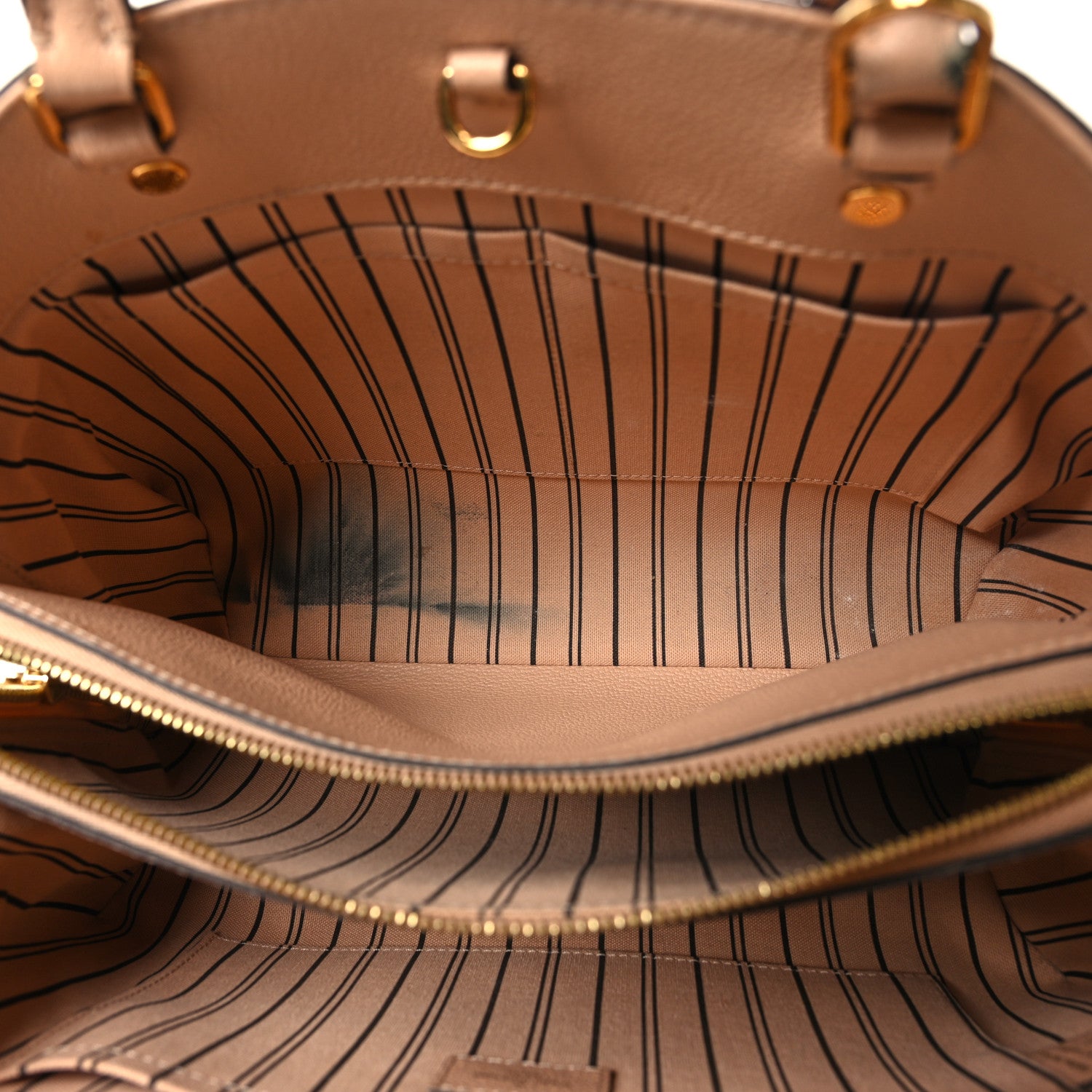 Louis Vuitton Empreinte Montaigne MM Papyrus 5 of 18