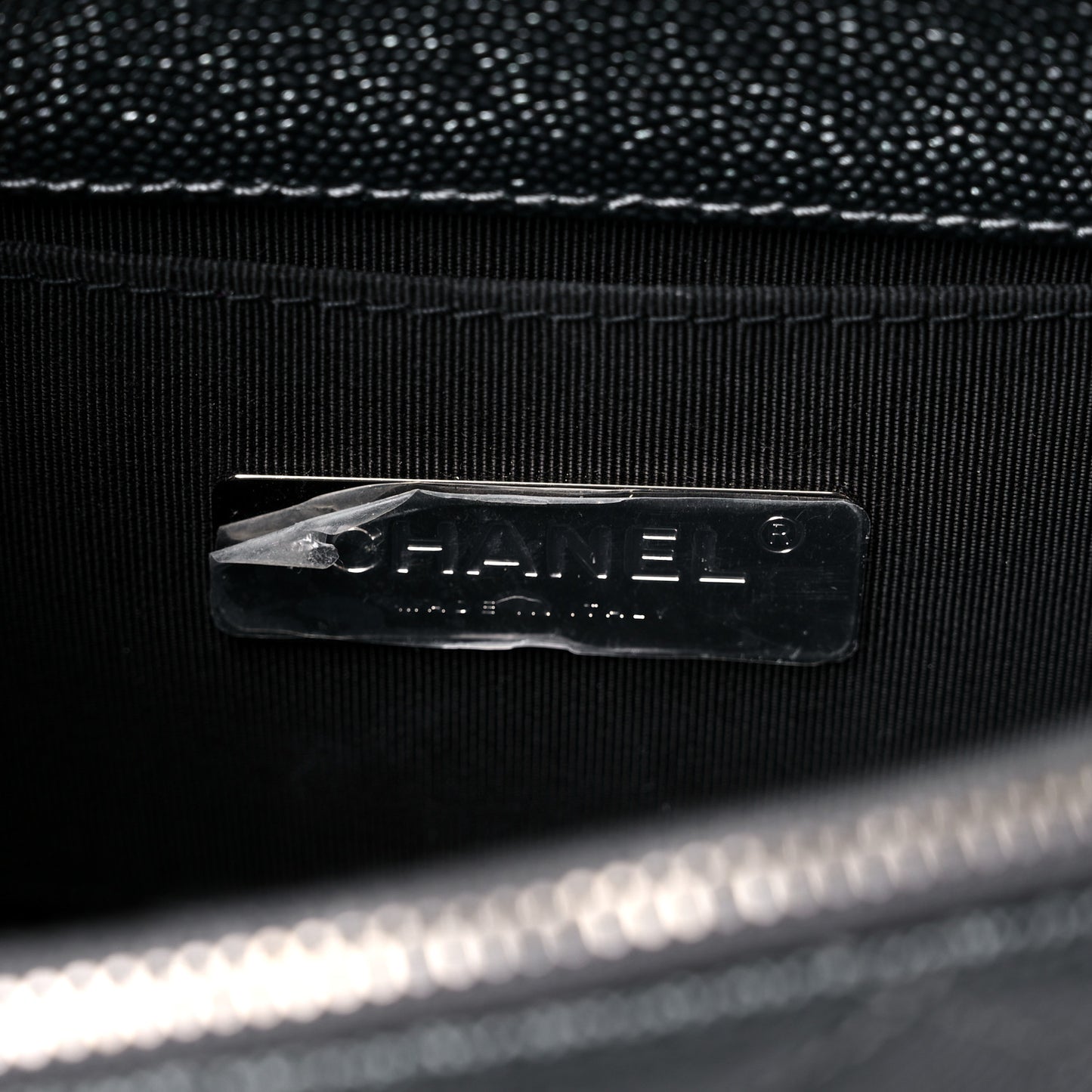 Metallic Caviar Small Coco Curve Messenger Flap Black Ruthenium