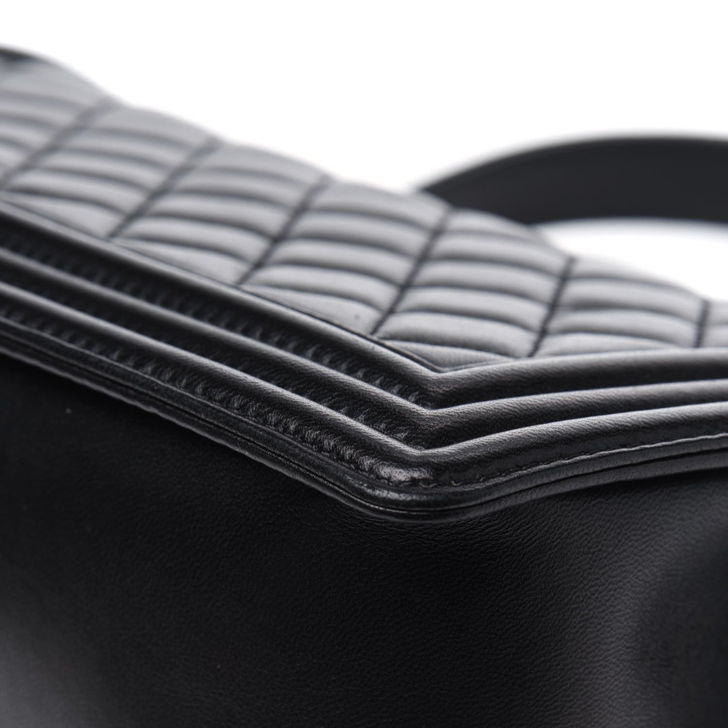 Lambskin Quilted Medium Boy Flap Black