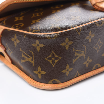 Louis Vuitton Monogram Sologne 12 of 16