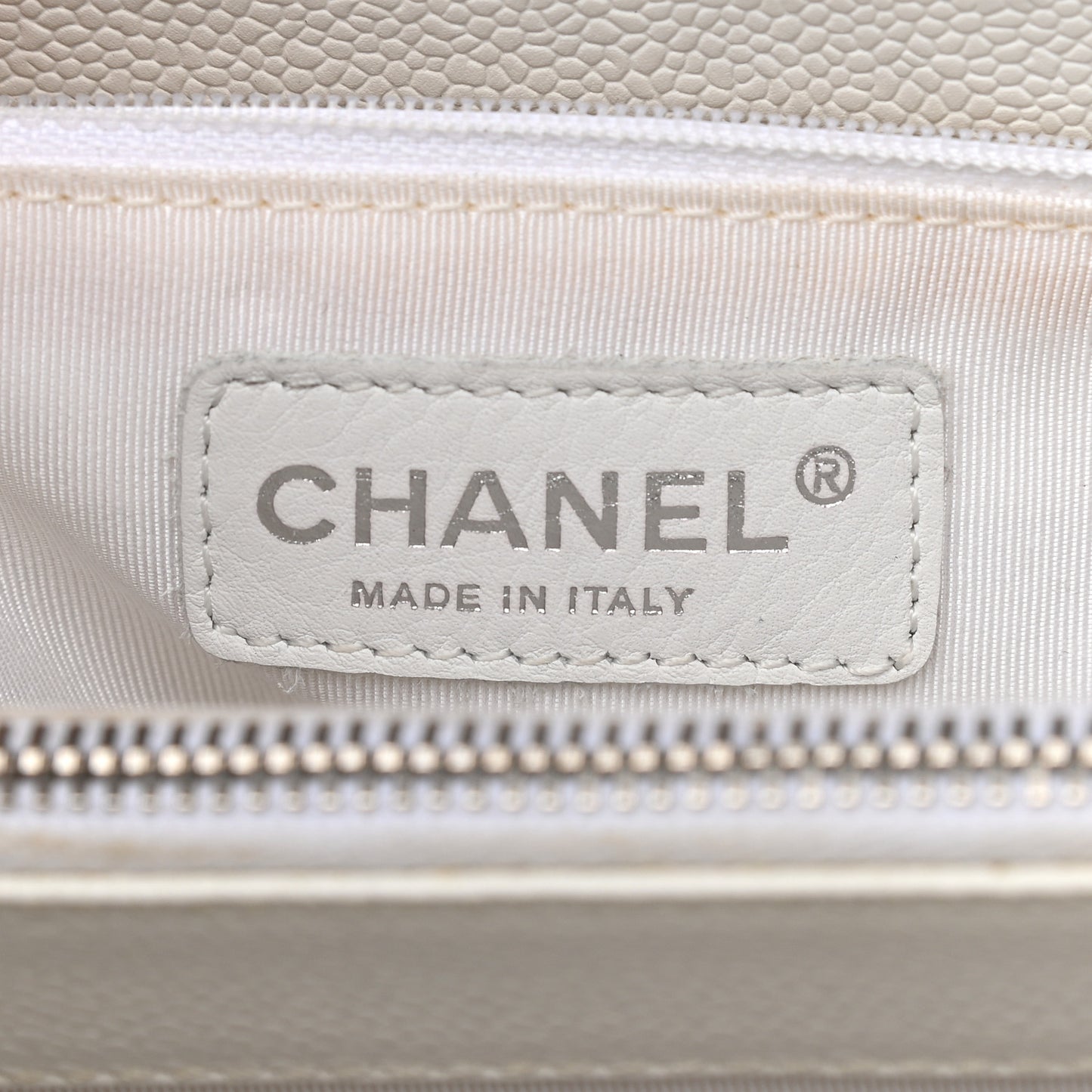 Caviar Quilted Grand Shopping Tote GST White