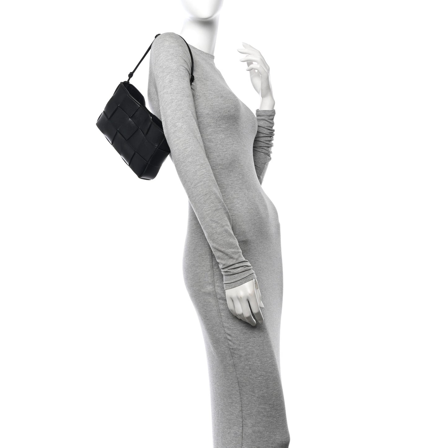 Calfskin Maxi Intrecciato Cassette Pouch On Strap Black