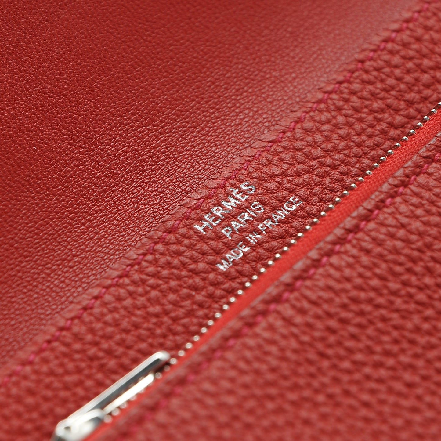 Togo Dogon Compact Shadow Wallet Rouge Pivoine