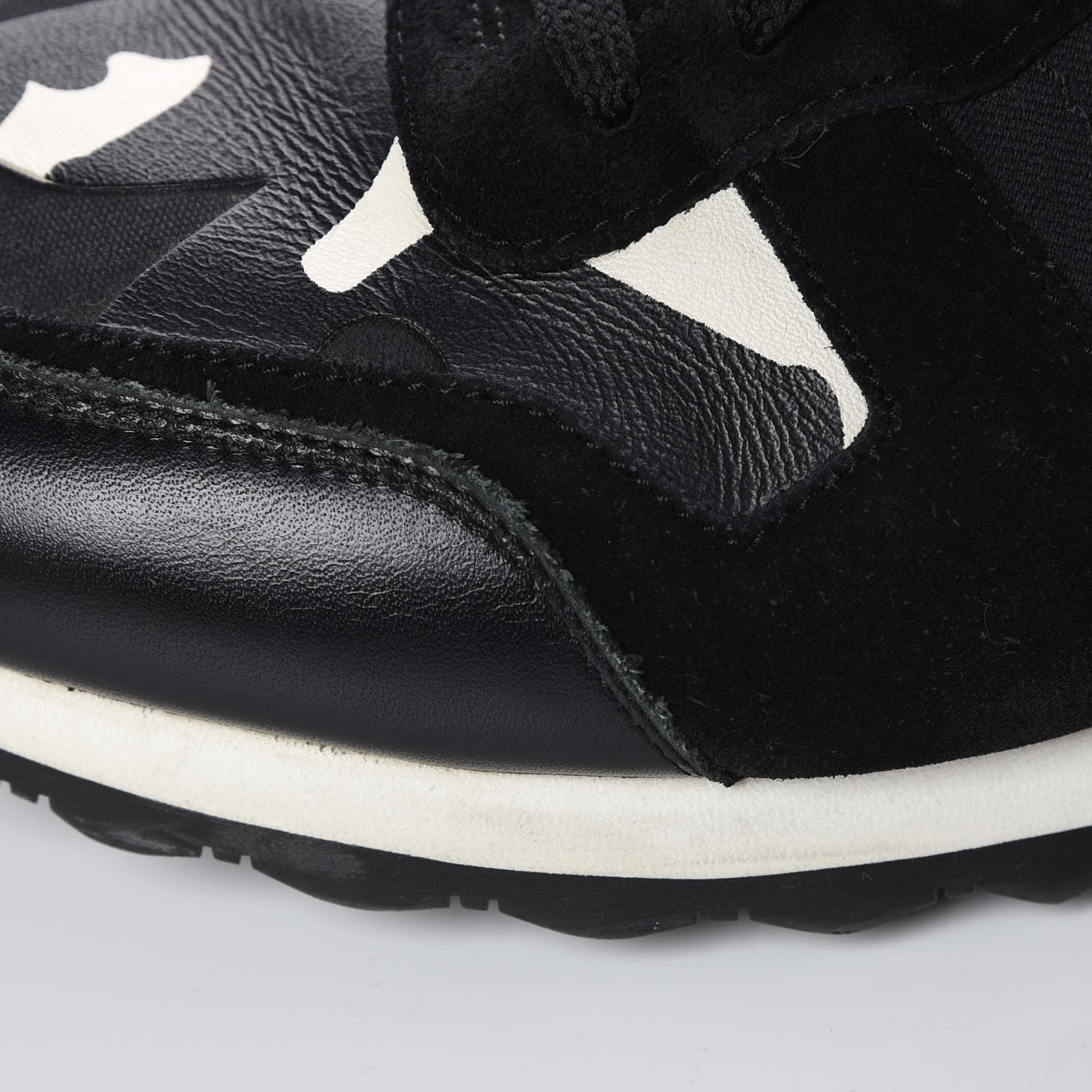 Valentino Garavani Nappa Suede Camouflage Mens Rockrunner Sneakers 44 Black White 16 of 18