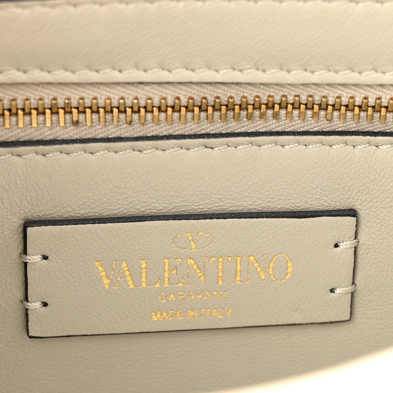 Valentino Garavani Nappa Medium Roman Stud Shoulder Bag Ivory 6 of 12
