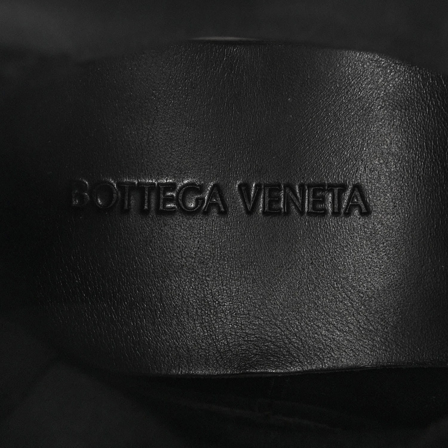 Bottega Veneta Calfskin The Tire Chelsea Boots 41 Black Bright Red 7 of 14